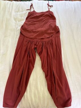 Namche Bazaar cotton gauze string top & drawstring pant set EUC size 1 (M)